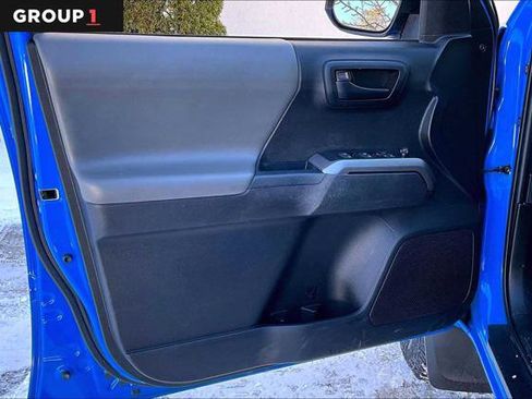 Certified 2021 Toyota Tacoma SR5 w/ Technology Package image 21