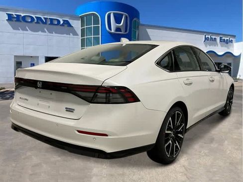 New 2025 Honda Accord Touring image 7