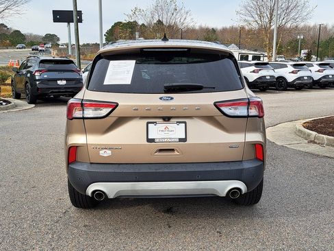 Used 2020 Ford Escape Titanium w/ Titanium Premium Package 2.0 image 6