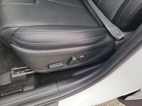Used 2023 Hyundai Santa Fe SEL w/ Premium Package FWD image 15
