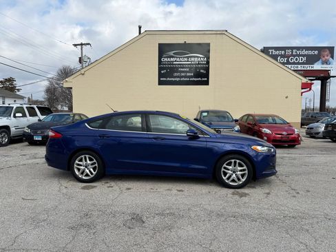 Used 2013 Ford Fusion SE image 8