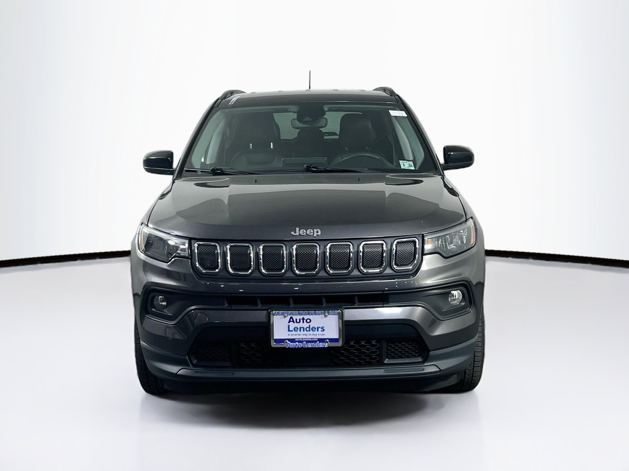 Used 2022 Jeep Compass Latitude AWD/4WD image 2