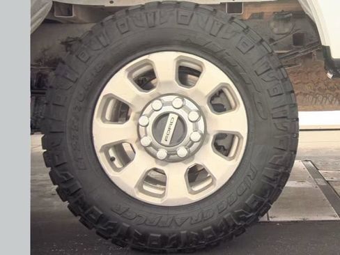 Used 2024 Ford F250 XLT w/ FX4 Off-Road Package AWD/4WD image 20