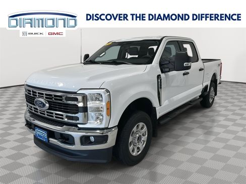 Used 2023 Ford F250 XLT w/ FX4 Off-Road Package AWD/4WD image 1