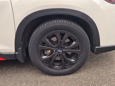 Used 2019 Subaru Forester Sport AWD/4WD image 9