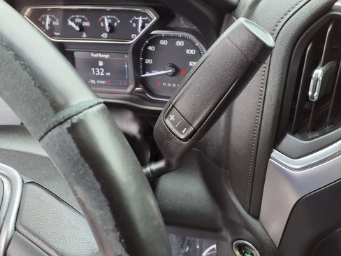 Used 2021 GMC Sierra 1500 Elevation RWD image 11