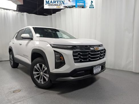New 2027 Chevrolet Equinox LT FWD image 1