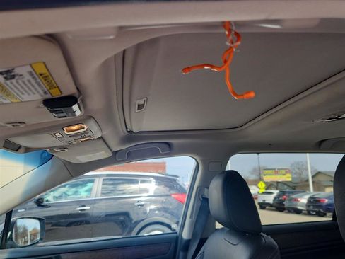 Used 2017 Subaru Outback 3.6R Limited w/ Popular Package #5 image 20