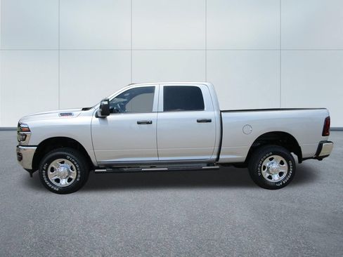 New 2026 RAM 2500 Tradesman w/ Chrome Appearance Group AWD/4WD image 3