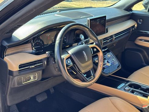 Used 2020 Lincoln Corsair Reserve w/ Equipment Group 201A image 10