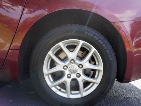 Used 2020 Chrysler Pacifica Touring-L FWD image 29