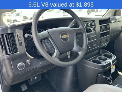 New 2025 Chevrolet Express 3500 Work Van w/ Driver Convenience Package