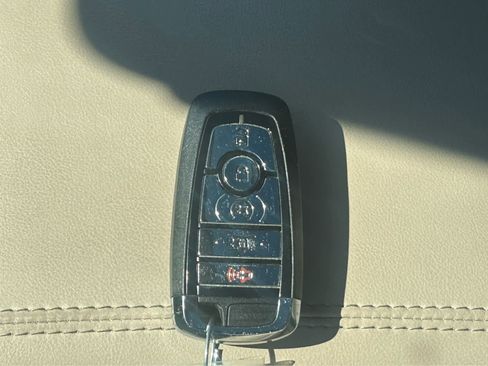 Used 2023 Lincoln Corsair FWD w/ Equipment Group 101A image 59