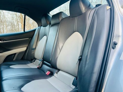 Used 2019 Toyota Camry LE image 50