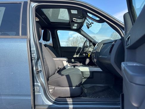 Used 2012 Ford Escape XLT image 11