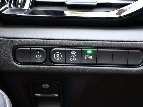 Used 2025 Acura MDX FWD w/ Technology Package image 40