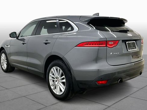 Used 2017 Jaguar F-PACE Prestige image 11