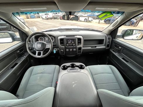 Used 2017 RAM 1500 Express image 14