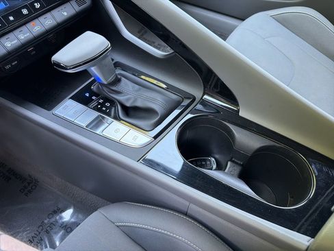 Certified 2023 Hyundai Elantra SEL w/ Convenience Package FWD image 27