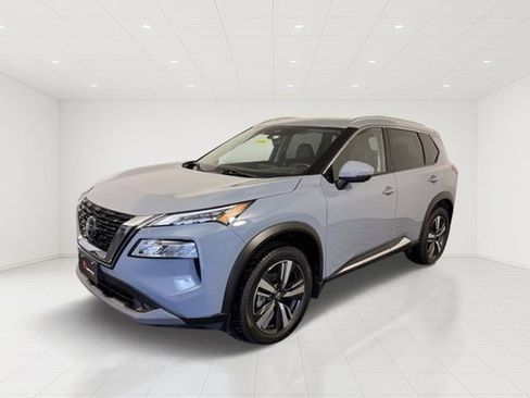 Used 2021 Nissan Rogue SL w/ Premium Package AWD/4WD image 2