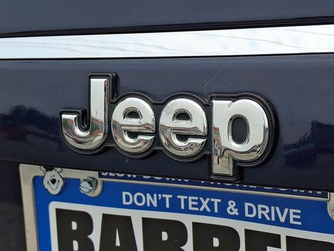 Used 2014 Jeep Compass Latitude FWD image 28