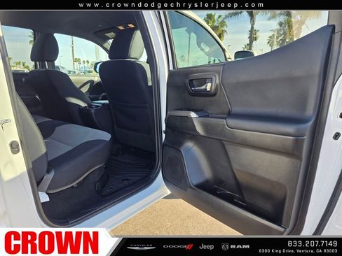 Used 2023 Toyota Tacoma TRD Off-Road image 11