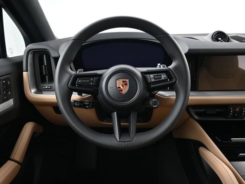 Certified 2026 Porsche Cayenne Coupe AWD/4WD image 13