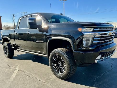 Used 2023 Chevrolet Silverado 2500 High Country w/ LPO, Hitch Package image 6