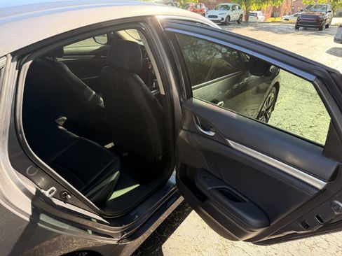 Certified 2017 Honda Civic EX-L image 14