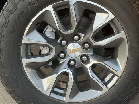 New 2026 Chevrolet Silverado 1500 LT w/ Z71 Off-Road Package image 10