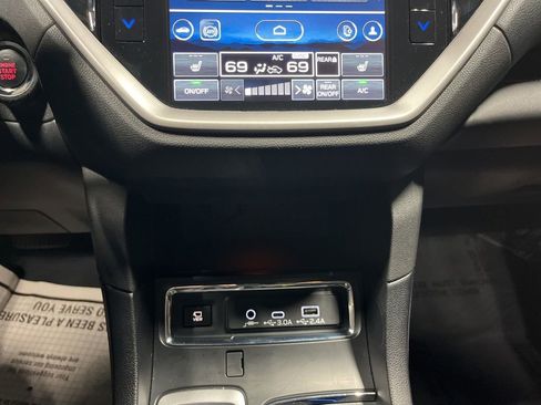 Used 2023 Subaru Ascent Limited w/ Technology Package image 28