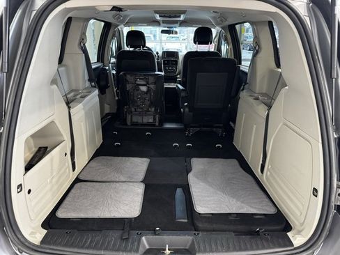 Used 2014 Dodge Grand Caravan SE w/ Quick Order Package 29E SE image 35