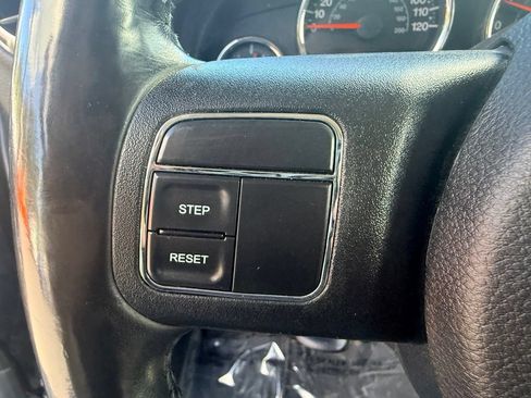Used 2018 Jeep Wrangler Unlimited Sahara AWD/4WD image 18