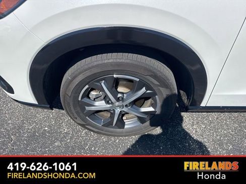Used 2024 Honda HR-V EX-L image 10