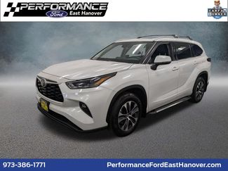 Used 2022 Toyota Highlander XLE AWD/4WD 360° Tour