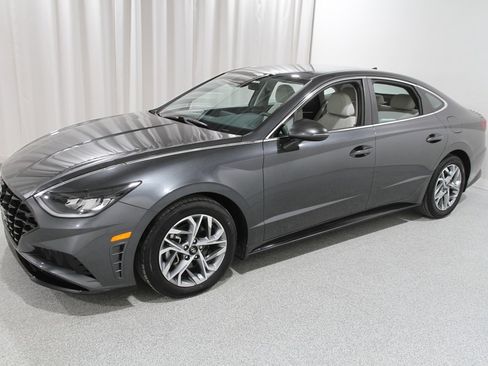 Certified 2023 Hyundai Sonata SEL image 3