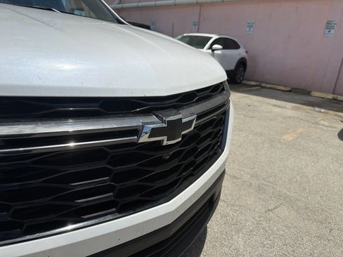 Used 2023 Chevrolet Traverse Premier w/ Redline Edition FWD image 7