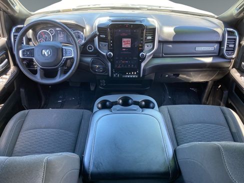 Used 2025 RAM 2500 Big Horn AWD/4WD image 10