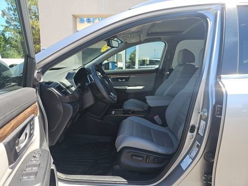Used 2020 Honda CR-V Touring image 9