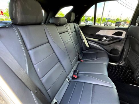 Used 2025 Mercedes-Benz GLE 350 4MATIC image 19