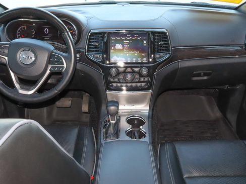 Used 2021 Jeep Grand Cherokee Overland image 10