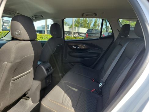 Used 2020 GMC Terrain SLE FWD image 12