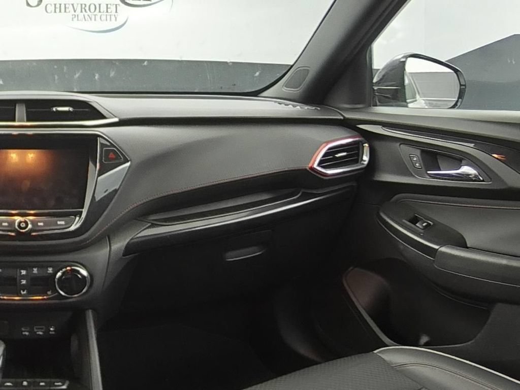 Used 2023 Chevrolet TrailBlazer RS w/ Convenience Package AWD/4WD image 15