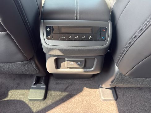 New 2026 Nissan Pathfinder SL AWD/4WD image 31