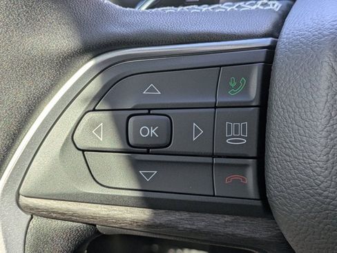 New 2025 Jeep Grand Cherokee Limited w/ Black Appearance Package image 22