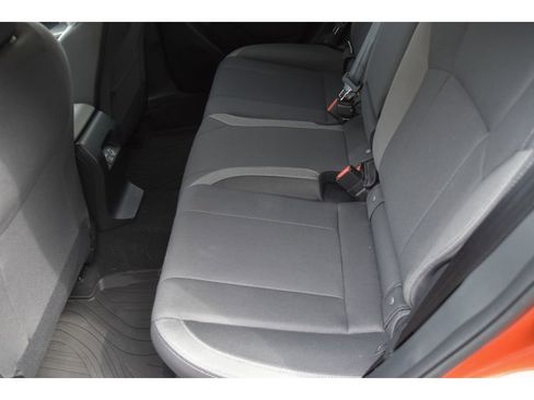 Used 2025 Subaru Crosstrek 2.0i Premium image 15