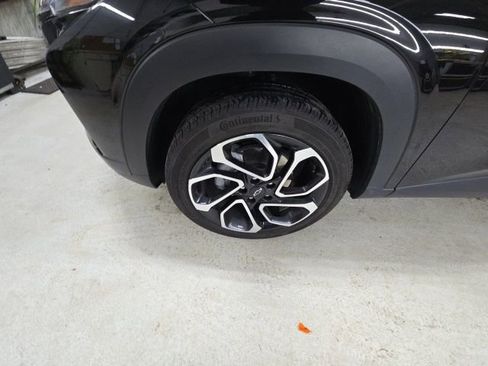 Used 2024 Chevrolet Trax RS w/ Driver Confidence Package image 15