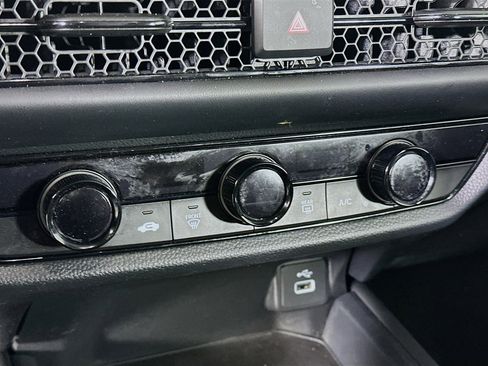 Used 2025 Honda HR-V LX image 23