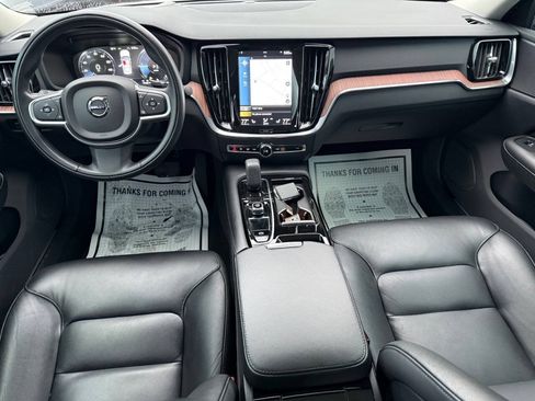 Used 2022 Volvo S60 T8 R-Design Expression w/ Advanced Package AWD/4WD image 18