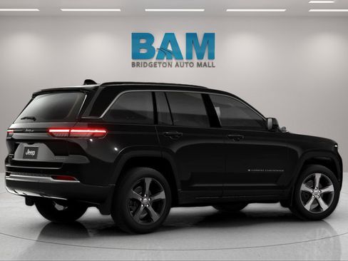 New 2026 Jeep Grand Cherokee Limited image 14